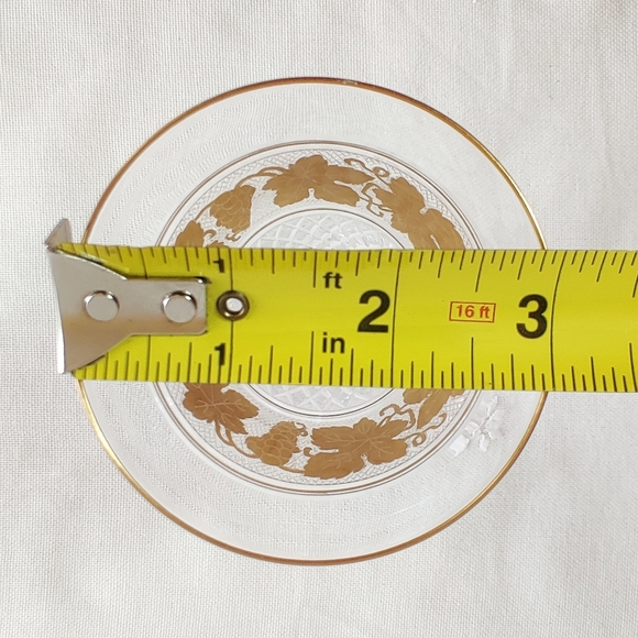 Val Saint Lambert Cut Crystal Port Wine Stemware Set of 7, Gold Gilt Grapevine - Picture 9 of 10